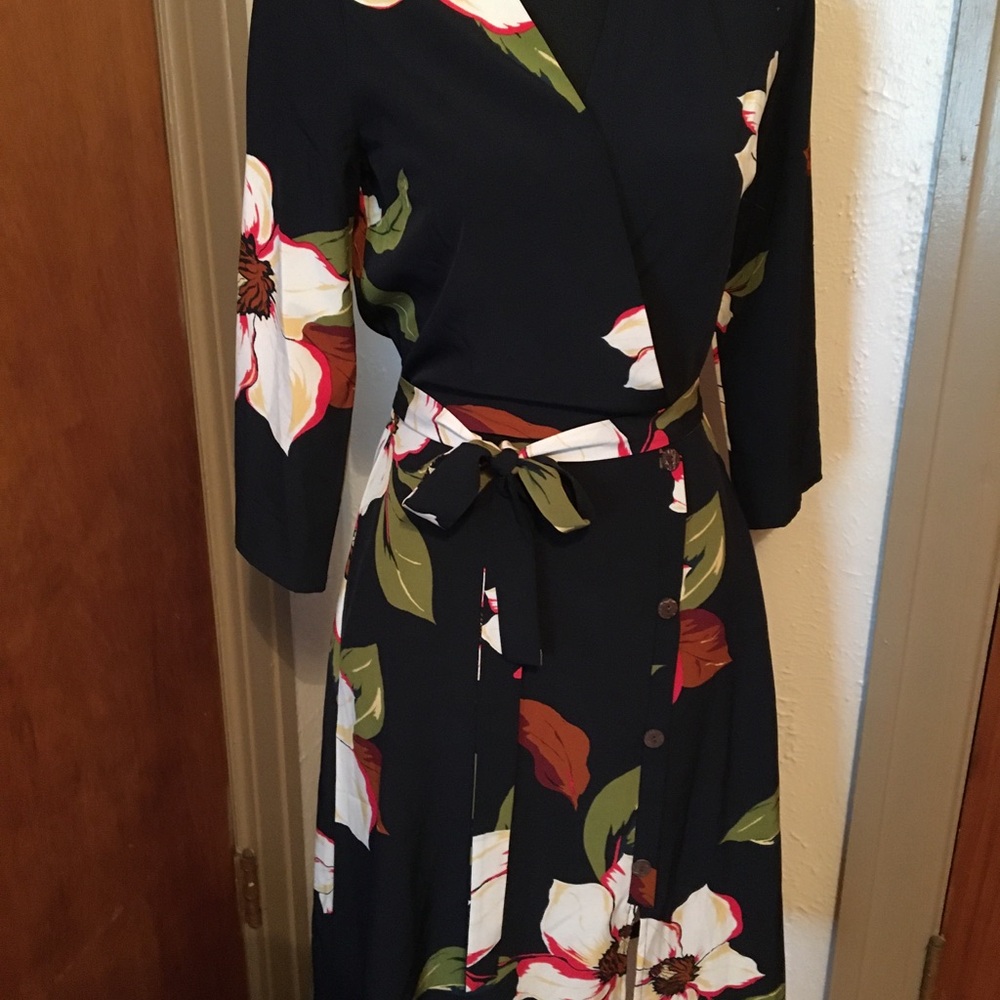 Monteau Black Floral Print Polyester Wrap Type Dress